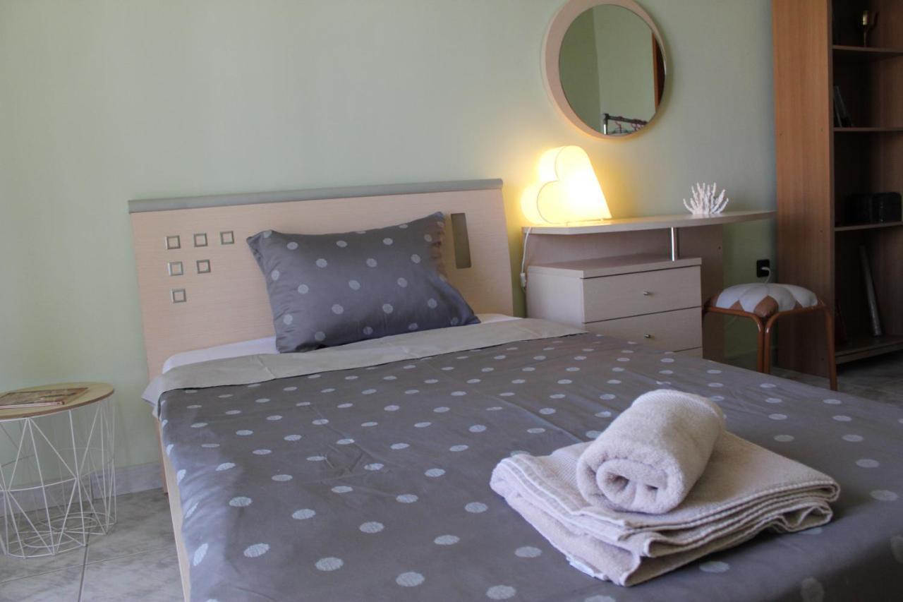 Comfortable Apartment In The Center Of Alexandroupolis Esterno foto